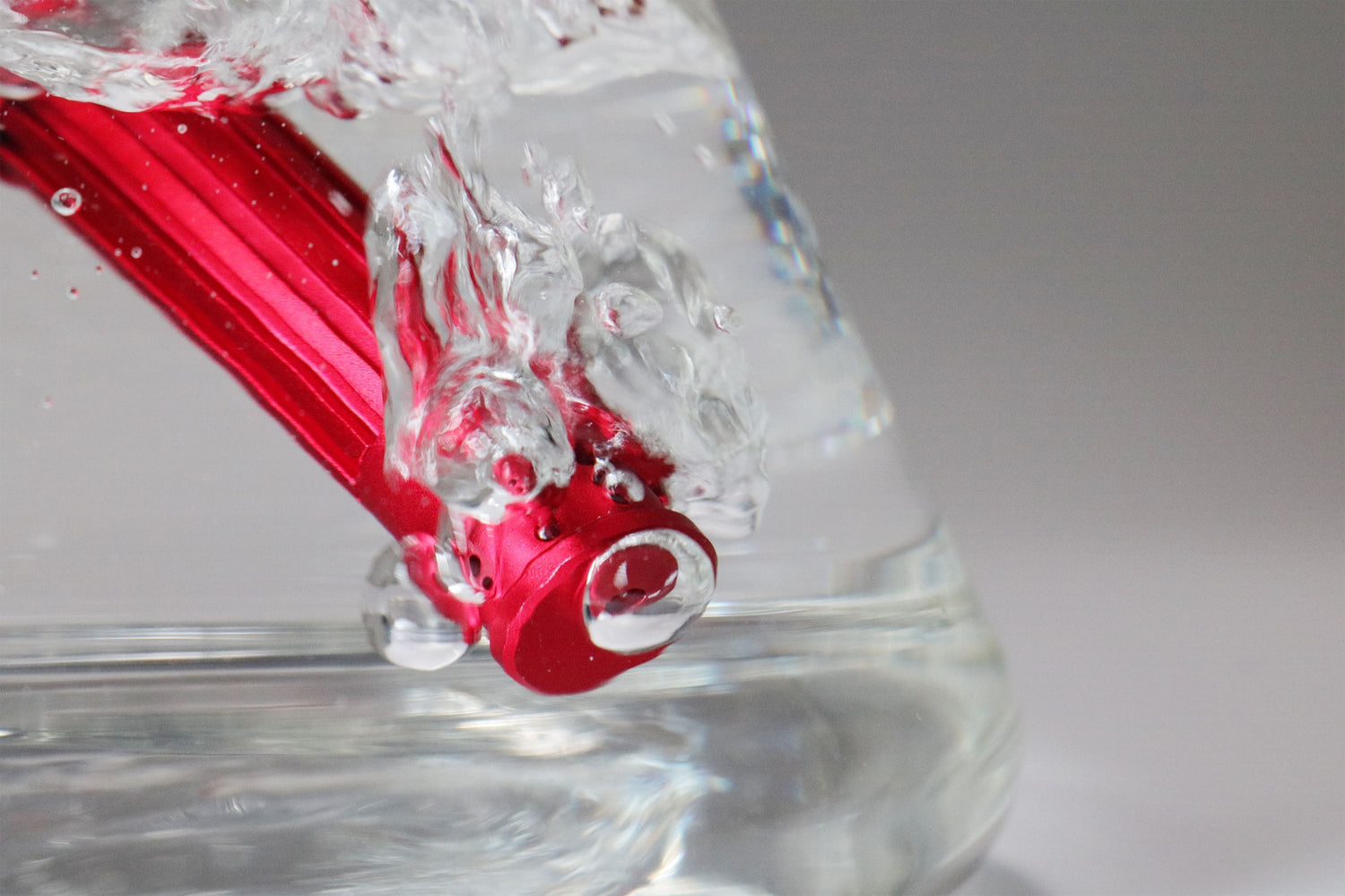 How to Get the Cleanest Smoke out of a Bong - Invincibowl
