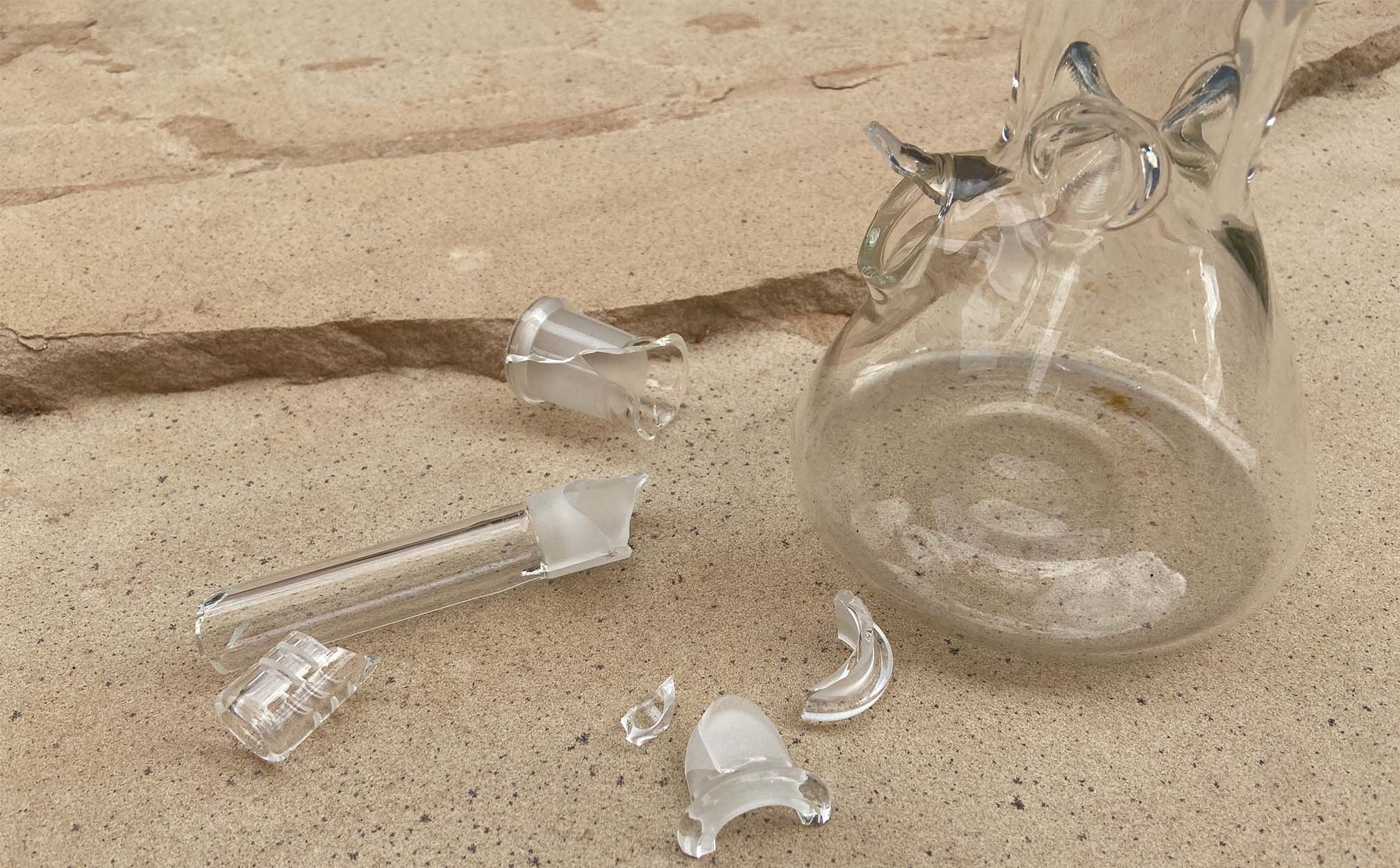 The Fix to a Downstem Stuck or Broken in a Bong - Invincibowl