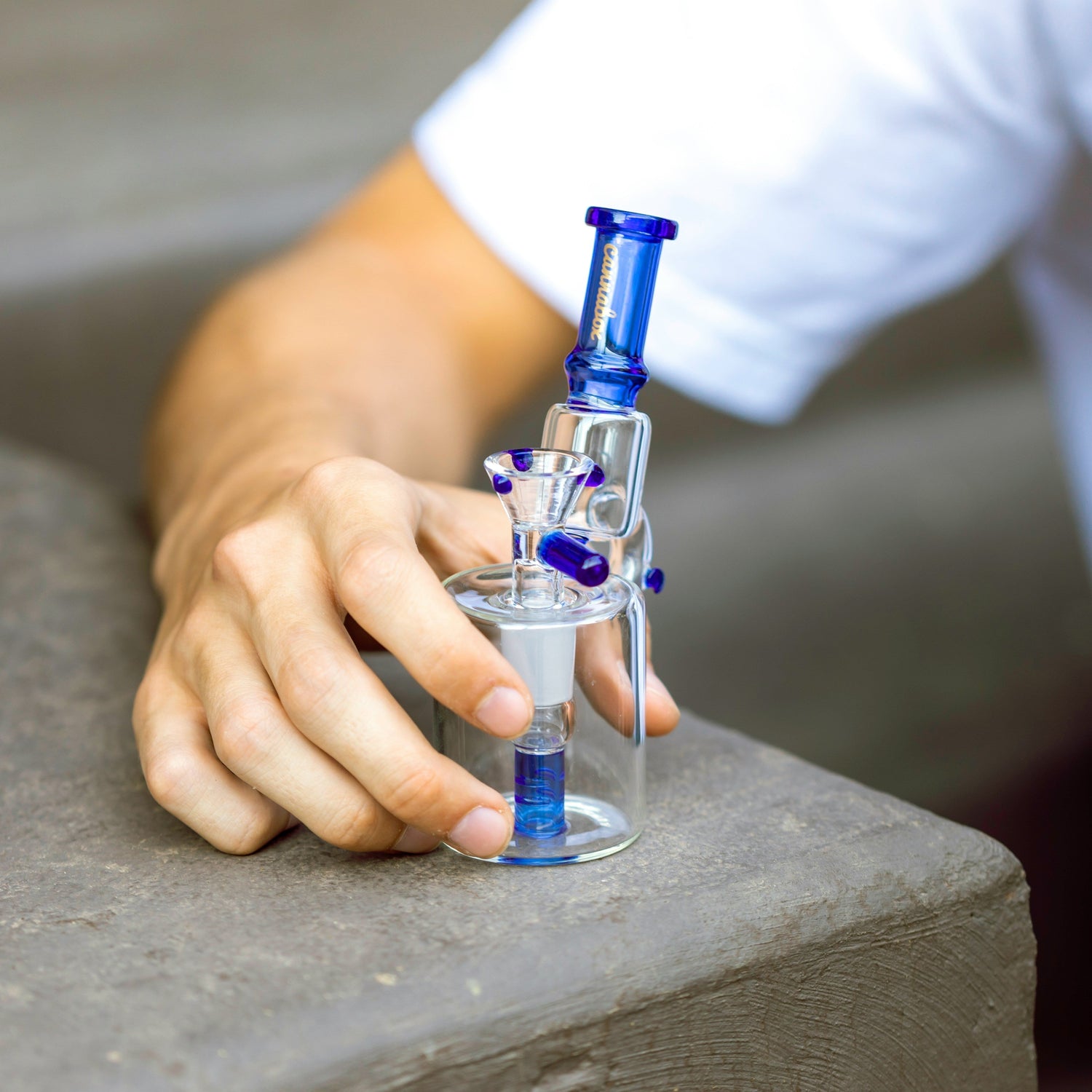 Why You Should Always Clean Your Bong Before Switching CBD Strains